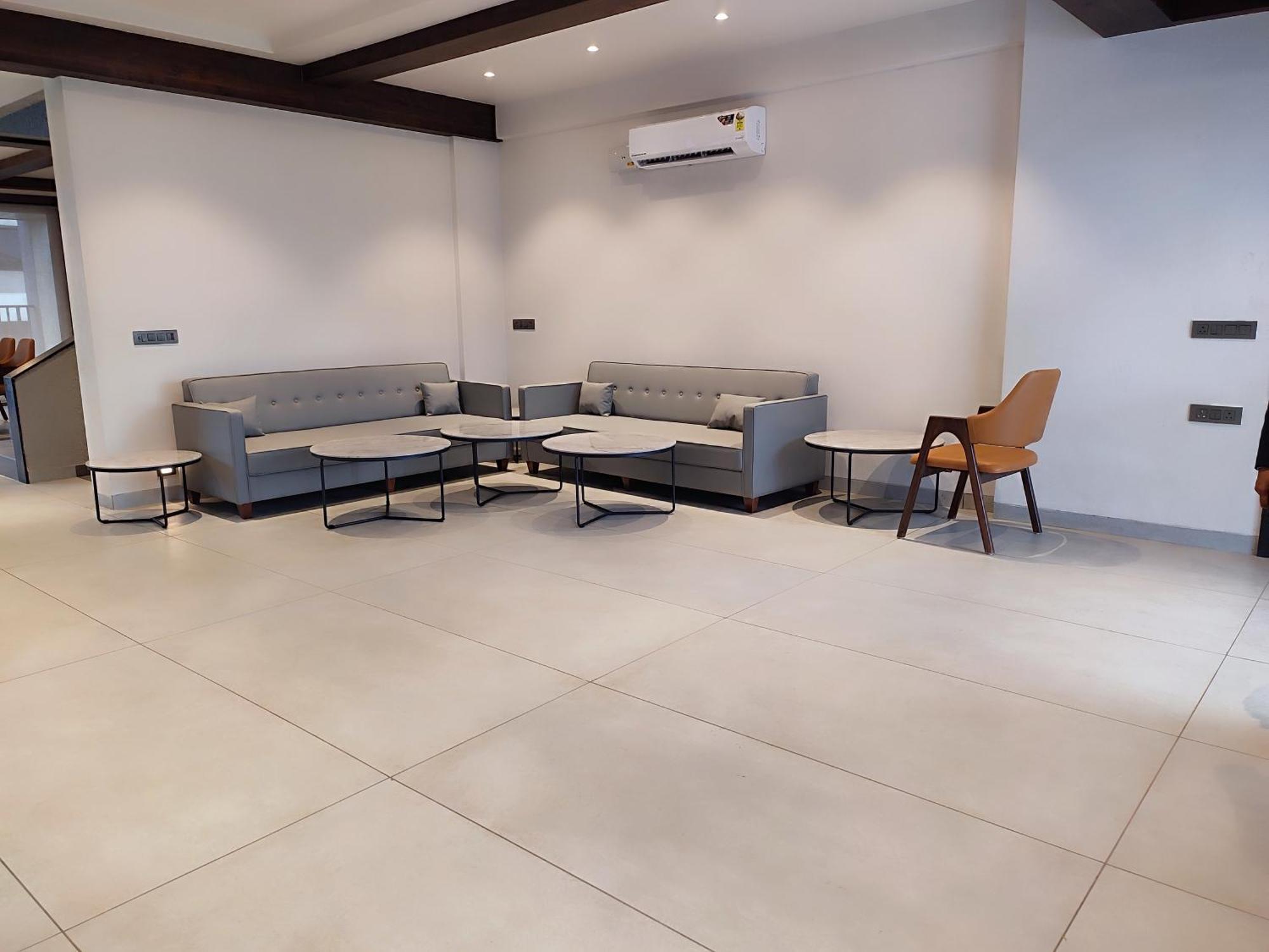 Manas Lifestyle Villas, Igatpuri Rum bild