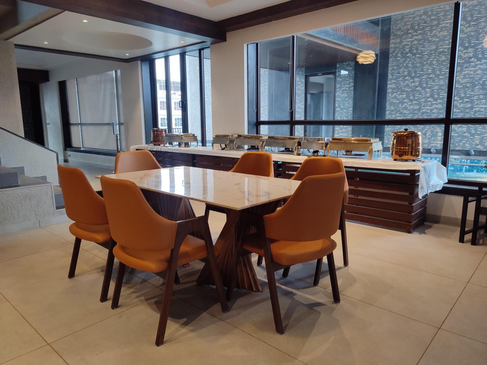 Manas Lifestyle Villas, Igatpuri Rum bild