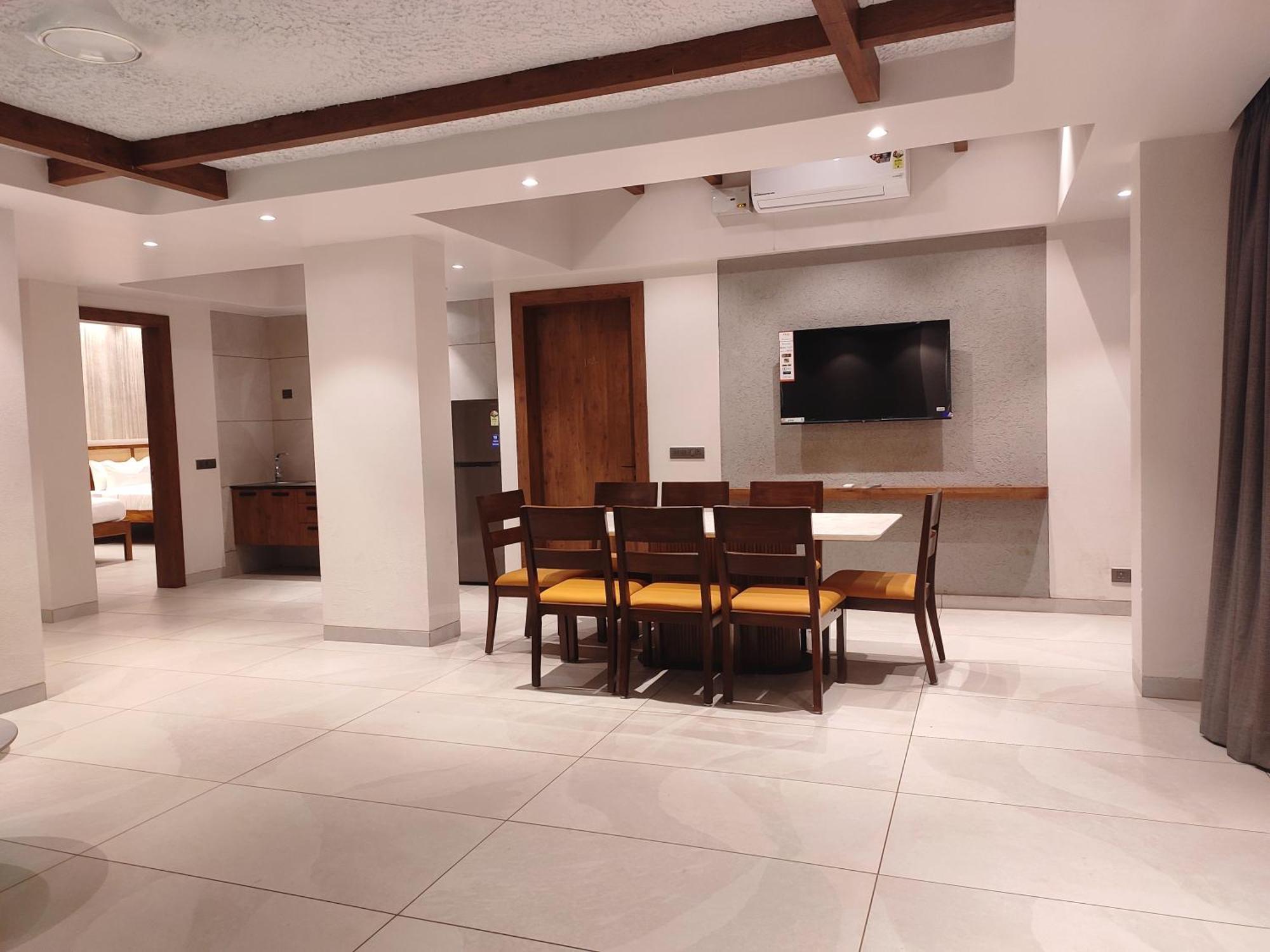 Manas Lifestyle Villas, Igatpuri Rum bild